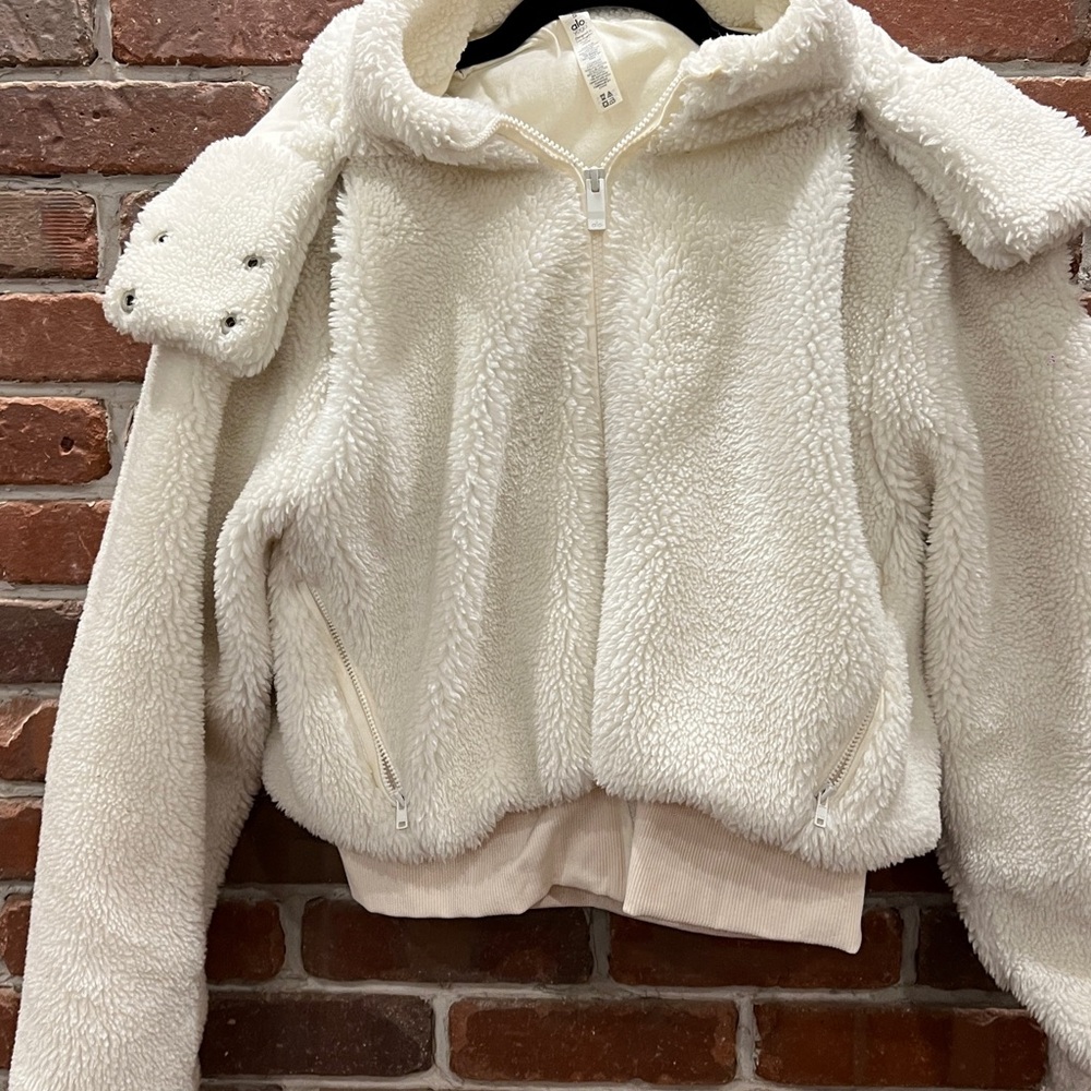 ALO Foxy Sherpa Jacket